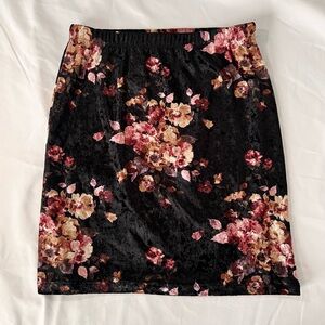 LA Hearts Velvet Floral Black Mini Skirt Size Small